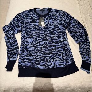 Greyson Men's Navy and Light Blue Patterned Crewneck Sweater